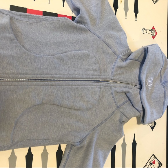 GIFTED - Lululemon Light Blue Zip Jacket - Picture 2 of 11